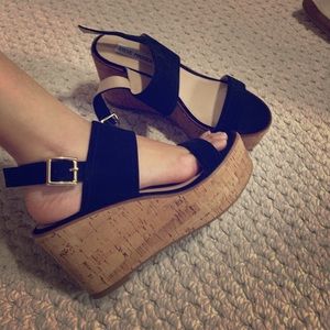 Steve Madden flat wedges